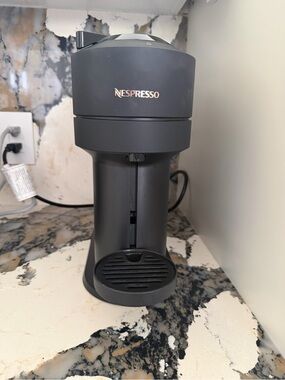 Nespresso Single-Serve Capsule Machine - Black